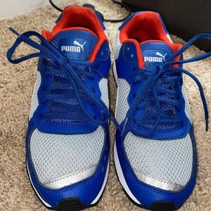 Puma Soft Foam Sneakers